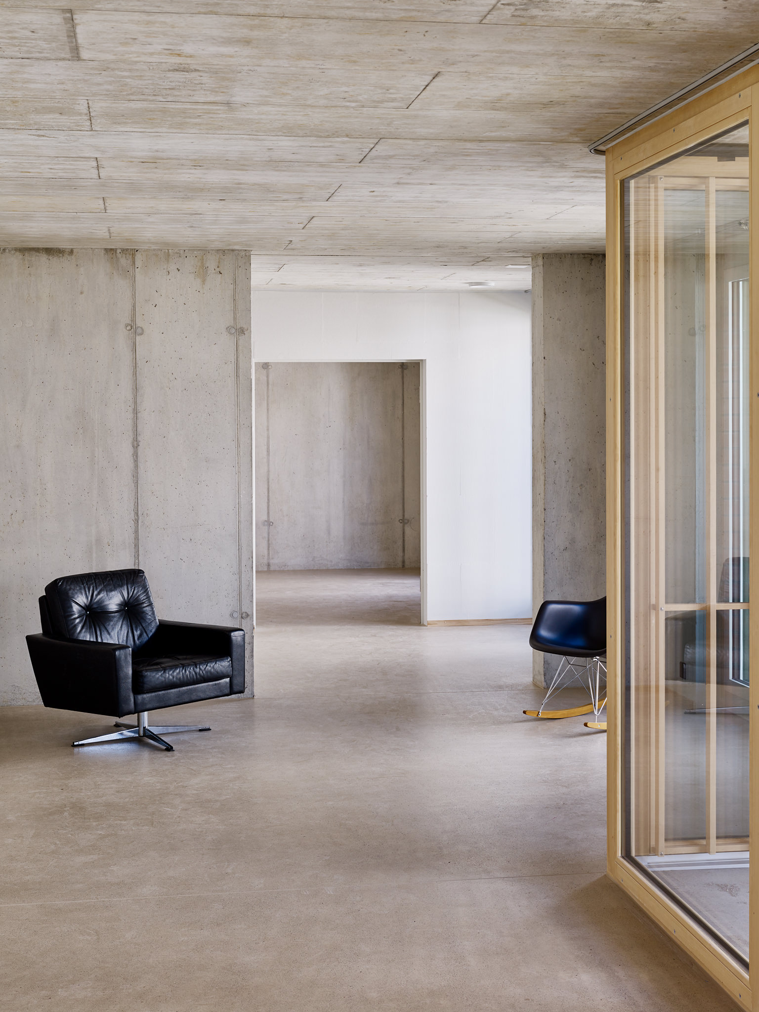 E14534 Alpa 050168 SCREEN